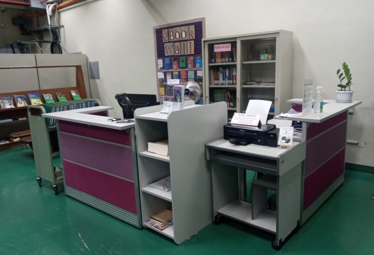 Info desk (1)